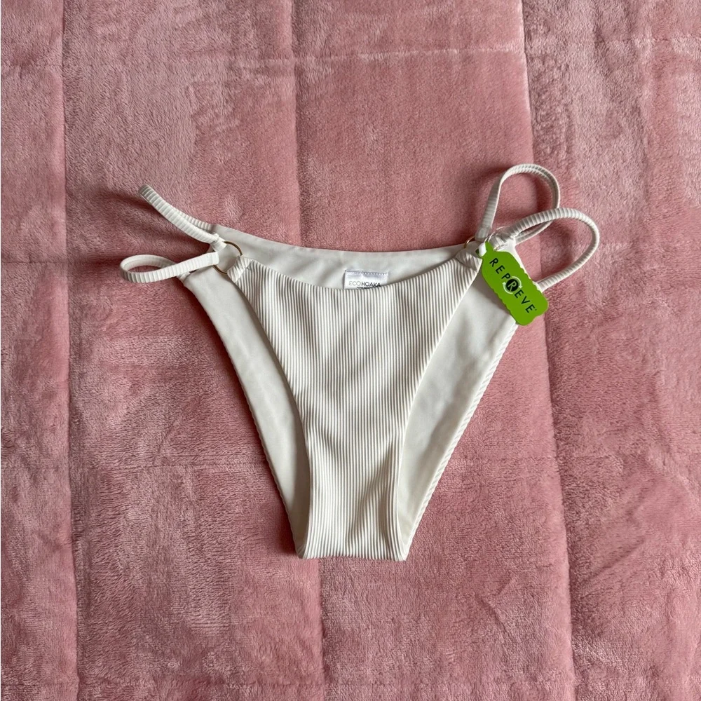 White Ribbed Bikini Bottom - Picture 1 of 3